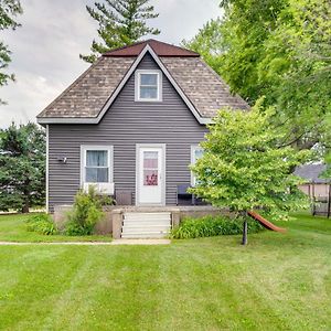 Charming Eagle Grove Farmhouse With Patio! Villa Exterior photo