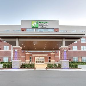 Holiday Inn Express & Suites Plymouth - Ann Arbor Area, An Ihg Hotel Exterior photo