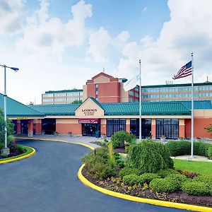 The Majestic Philadelphia Airport Hotel Essington Exterior photo