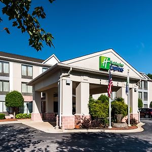 Holiday Inn Express Hotel & Suites Charlotte Airport-Belmont, An Ihg Hotel Exterior photo