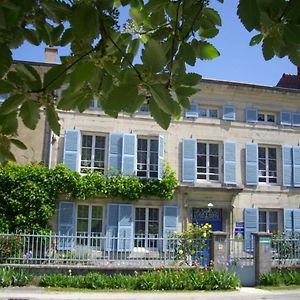 Maison De Charme De 1851 Au Coeur Des Cotes De Meuse - Fr-1-585-119 Bed & Breakfast Watronville Exterior photo