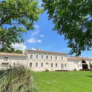 Domaine De Lanis - Maison D'Hotes Avec Parc Et Piscine Bed & Breakfast Castelnaudary Exterior photo