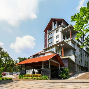 Woodbine Foliage Hotel Malappuram Exterior photo