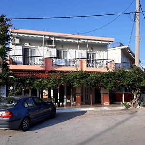 Πηλιοσ Φωτιοσ Aparthotel Loutsa  Exterior photo