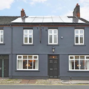 The Masons Arms Hotel Newcastle-under-Lyme Exterior photo