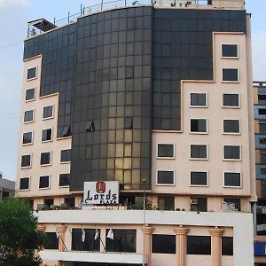 Lords Plaza Surat Hotel Exterior photo