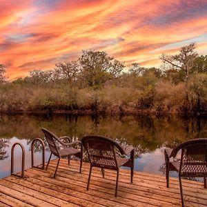 Camp Manatee - Luxury Riverfront Cabin On Santa Fe River With Stunning Views! Villa Fort White Exterior photo