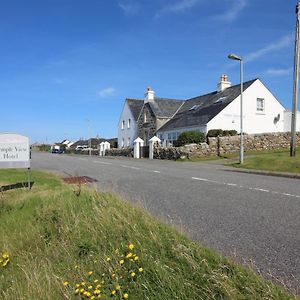 Temple View Hotel Carinish Exterior photo