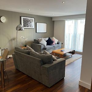 Stunning Manchester City Centre Apartment! Ideal For Small Groups Exterior photo