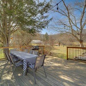 Idyllic Blue Ridge Mountain Home On 26-Acre Farm Roan Mountain Exterior photo