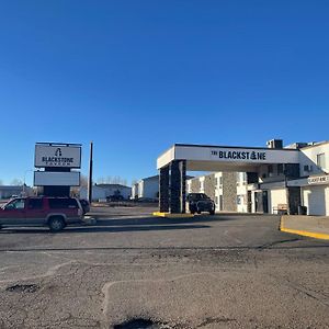 Days Inn By Wyndham Mandan Exterior photo