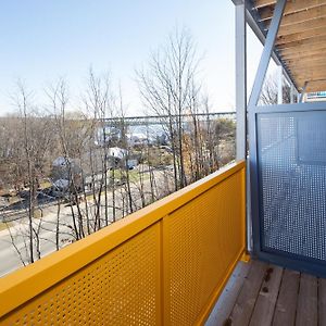 Micro Boutique Living Fredericton Apartment Exterior photo