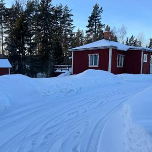 Lillhuset Villa Jarbo Exterior photo