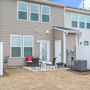 Modern Townhome W/ Office Near Downtown Angier Mount Pleasant Exterior photo