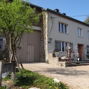 B&B Le Bruissement Bievre Exterior photo