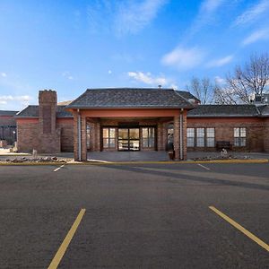 Suburban Studios Kansas City Airport North Platte City Exterior photo