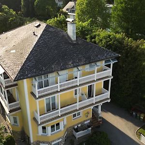 Gaestehaus Gertrude Hotel Velden am Woerthersee Exterior photo