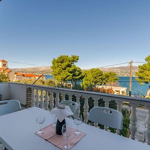 Apartment Pine Haven Trogir Exterior photo