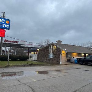 Economy Inn & Suites Ashtabula Exterior photo