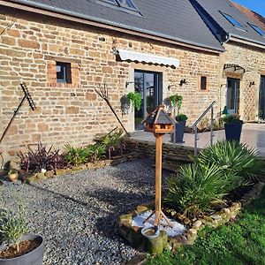 La Hamonniere Bed & Breakfast Savigny-le-Vieux Exterior photo