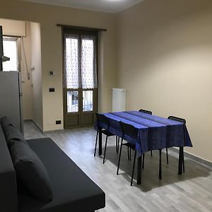 Il Borgo Antico: Vista Su Reggia Di Venaria Reale Apartment Exterior photo