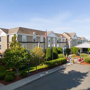 Hampton Inn South Kingstown - Newport Area Exterior photo