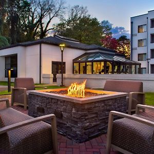 Courtyard By Marriott Rye Hotel Exterior photo