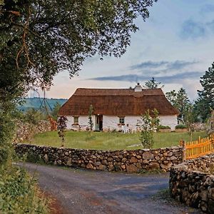 Patsys Cottage 415 Oughterard Exterior photo