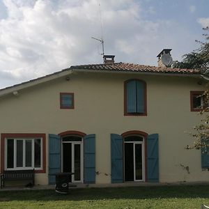 Chambre La Noyeraie Apartment Saint-Nicolas-de-la-Grave Exterior photo