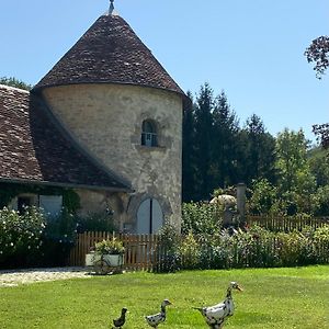 Le Colombier De Malpas Bed & Breakfast Quingey Exterior photo