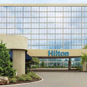 Hilton Kansas City Airport Hotel Exterior photo