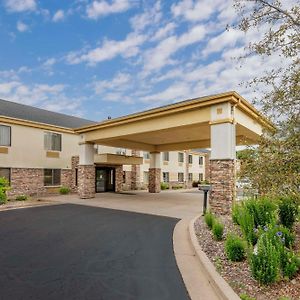 Comfort Inn & Suites Black River Falls I-94 Exterior photo