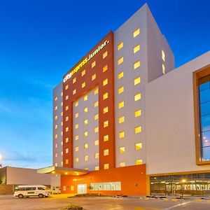 City Express Junior By Marriott Leon Centro De Convenciones Hotel Exterior photo