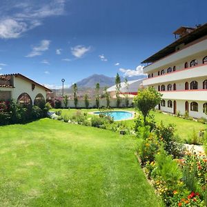 Los Alamos Hotel Caraz Exterior photo