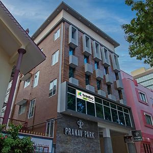 Itsy Hotels Pranav Vellore Exterior photo