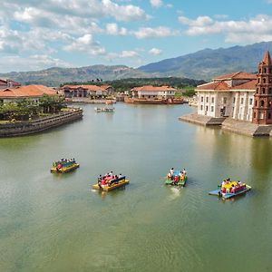 Las Casas Filipinas De Acuzar Hotel Bagac Exterior photo