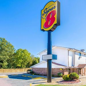 Super 8 By Wyndham Richmond/Broad Street Motel Exterior photo