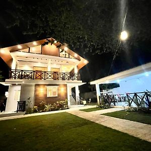 The Farmhouse Villa Beach Resort Morong  Exterior photo