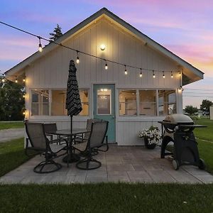 Kalbus Cottage On Lake Winnebago Oshkosh Exterior photo