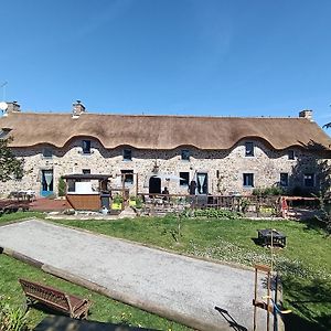 La Chaumiere En Bellevue Hotel Muzillac Exterior photo