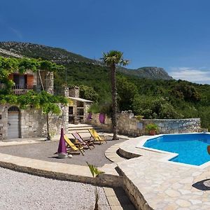 Ferienhaus Mit Privatpool Fuer 4 Personen Ca 90 Qm In Kastel Luksic, Dalmatien Kastela Und Umgebung Villa Exterior photo