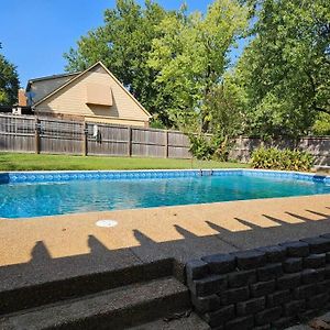 Luxury Pool With King Beds Near Shops And Dining Villa Memphis Exterior photo