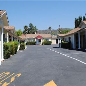 Rose Bowl Motel Los Angeles Exterior photo