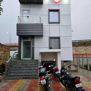 Oyo 81090 Hotel Ml Residency Aligarh Exterior photo