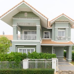 ็Hill Lake Villa - ฮิลล์เลค วิลล่า Chiang Mai Exterior photo