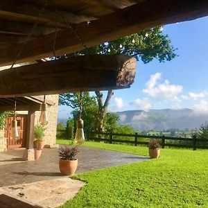 La Fontana Descubre Cabarceno Y Cantabria Villa Villacarriedo Exterior photo