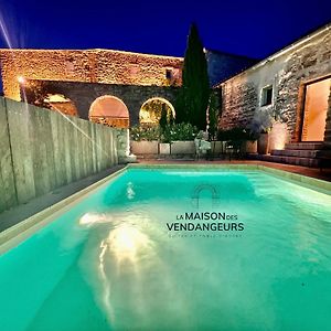 La Maison Des Vendangeurs: Jacuzzi Spa & Seasonal Pool Retreat Bed & Breakfast Martignargues Exterior photo