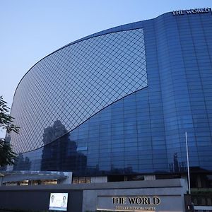 The World Surat Hotel Exterior photo