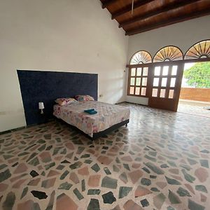 Casa Francesa Bed & Breakfast Santa Marta  Exterior photo