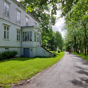 Tjotta Gjestegaard Hotel Alstahaug Exterior photo